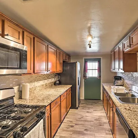 Adobe-Style Retreat Less Than 2 Mi To Dtwn Tucson!-2